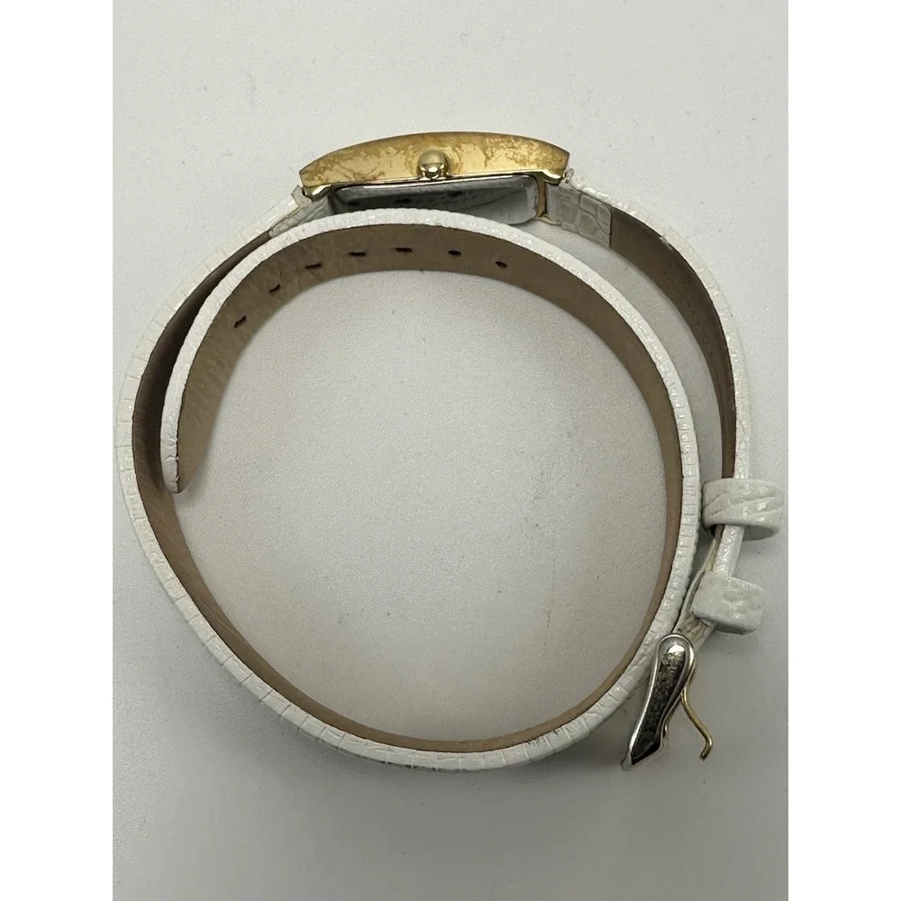 BCBGeneration Ladies Wrap Watch New Battery 17MM White‎ Leather Band S94